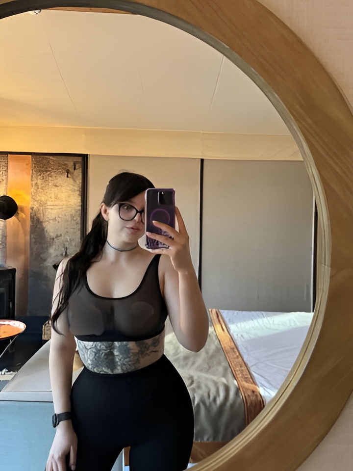 Наташа привлекальеная девушка из Озерск цена от 2500 руб