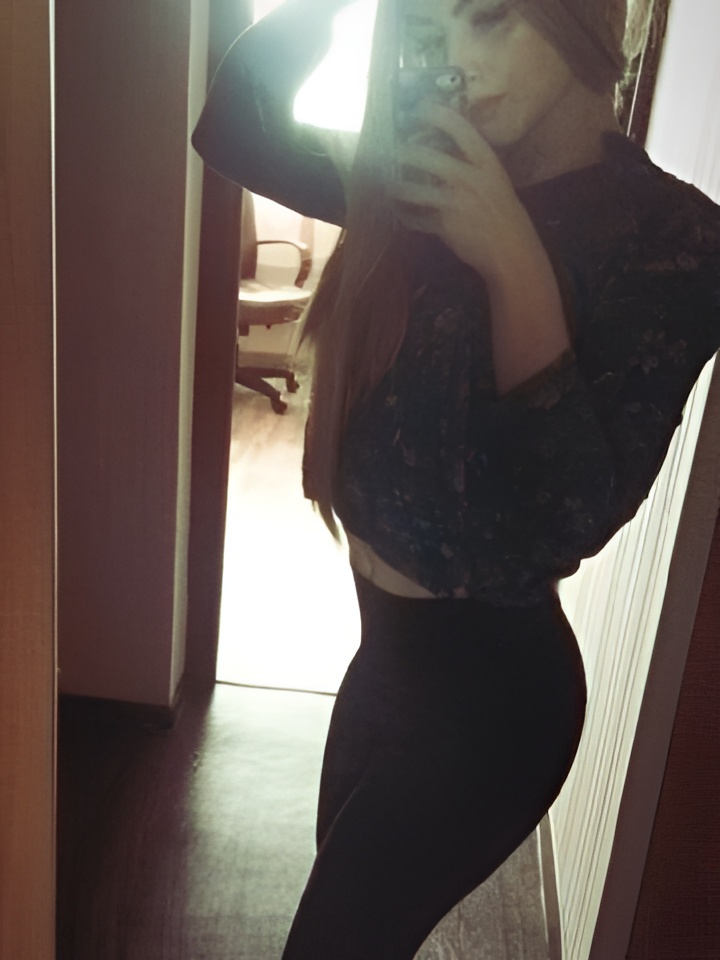 Роксана привлекальеная девушка из Озерск цена от 10000 руб