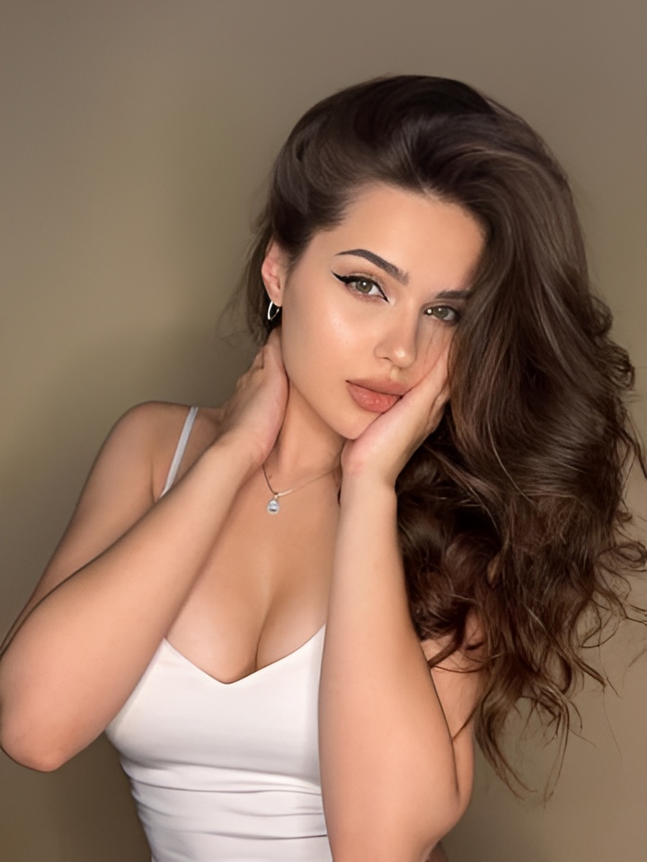 Индивидуалка Софа, доступна для личного знакомства от 2500 руб