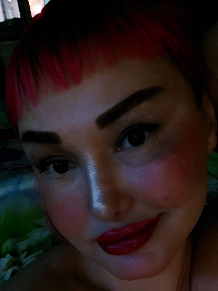 Викуля привлекальеная девушка из Озерск цена от 2000 руб