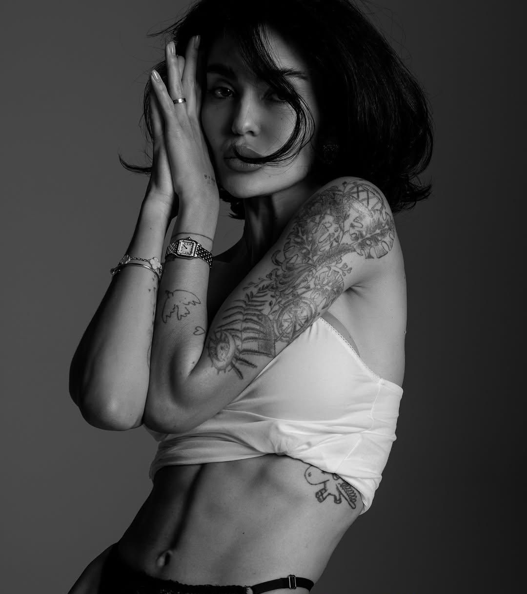 Дашка привлекальеная девушка из Озерск цена от 7000 руб