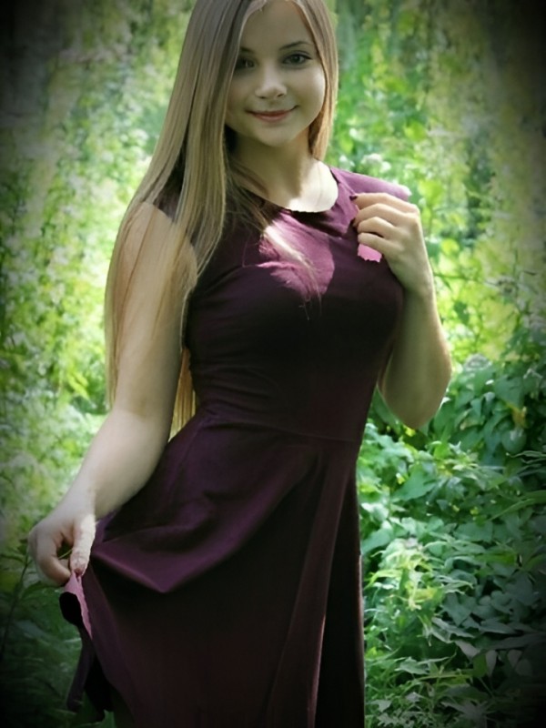 Людмила привлекательная девушка из Озерск цена от 2000 руб