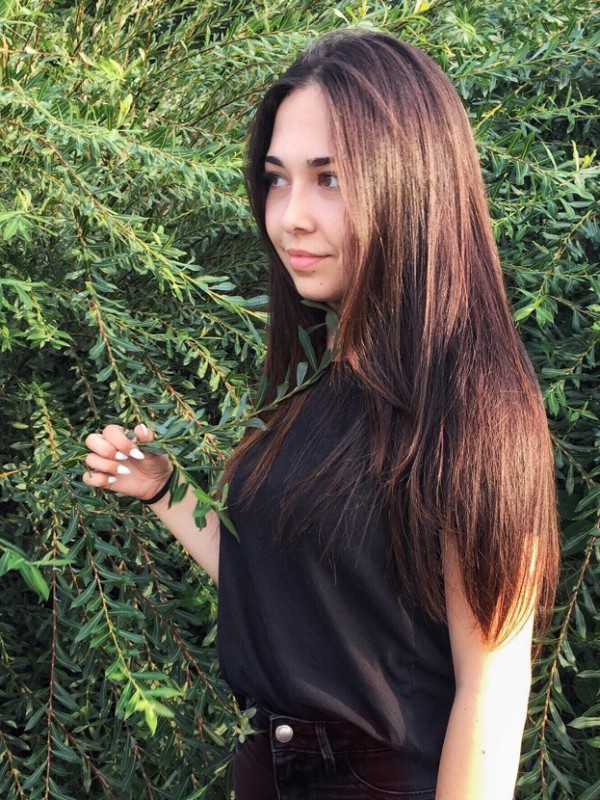 Олеся привлекательная девушка из Озерск цена от 3500 руб