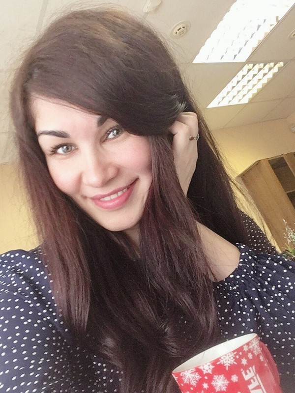 Настя привлекательная девушка из Озерск цена от 3500 руб