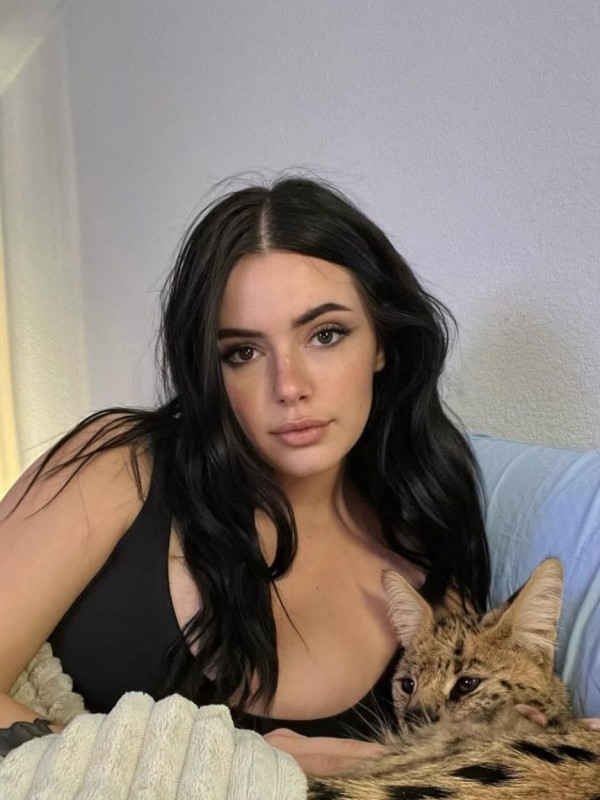 Тонечка привлекательная девушка из Озерск цена от 3000 руб